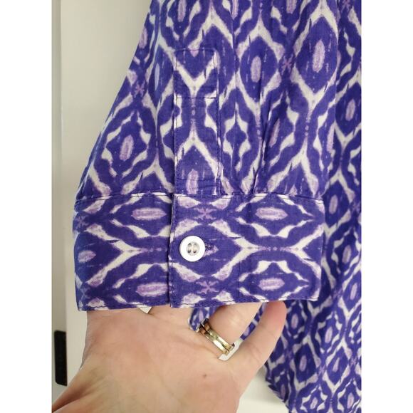 Women's Chico's Purple & White Lightweight Button Down Top | Size 0 (Small) - Picture 4 of 9